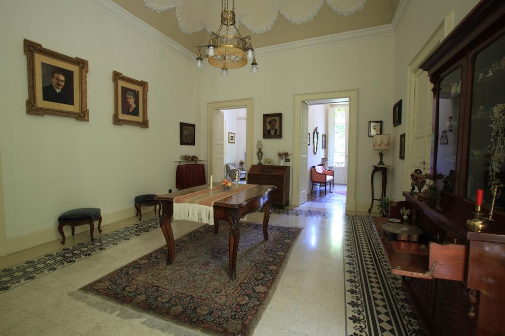 Palazzo Rollo Acomodação com café da manhã Lecce Exterior foto